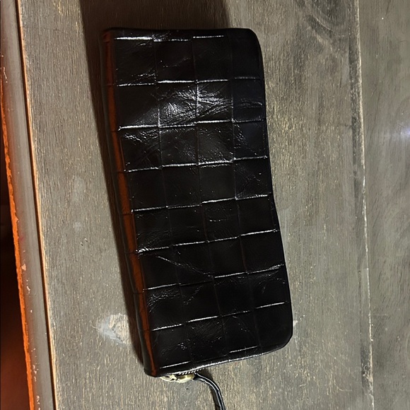 HOBO Handbags - HOBO Black‎ Leather Embossed Zip Around Accordion Wallet
